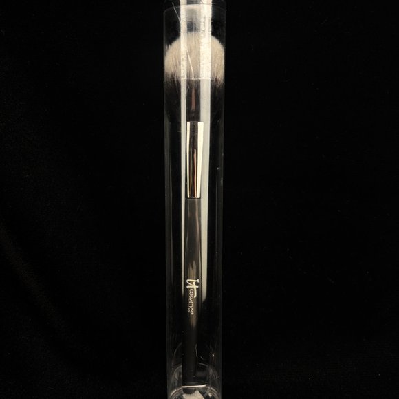 IT Cosmetics Heavenly Luxe Radiance Wand Brush No. 14 - Picture 1 of 5